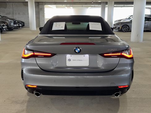 Used 2024 BMW 430i Convertible w/ Premium Package image 7