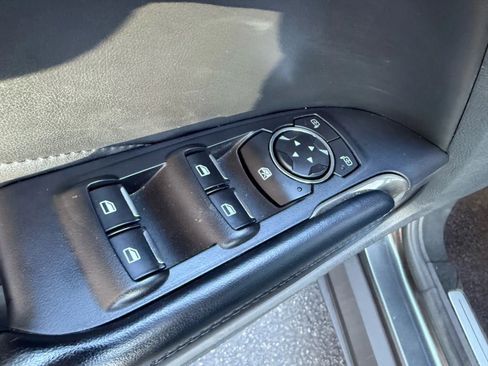 Used 2017 Lincoln MKC Premiere image 35