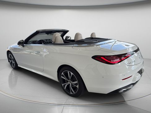 Certified 2026 Mercedes-Benz CLE 300 4MATIC Cabriolet image 5