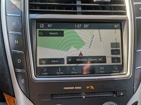 Used 2019 Lincoln Nautilus Reserve image 22