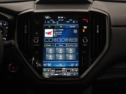 Used 2025 Subaru Ascent Bronze Edition image 17