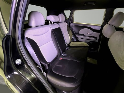 Used 2017 Kia Soul FWD image 22