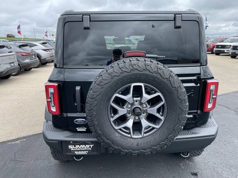 New 2025 Ford Bronco Badlands image 32