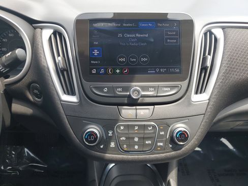 Used 2024 Chevrolet Malibu LT image 22