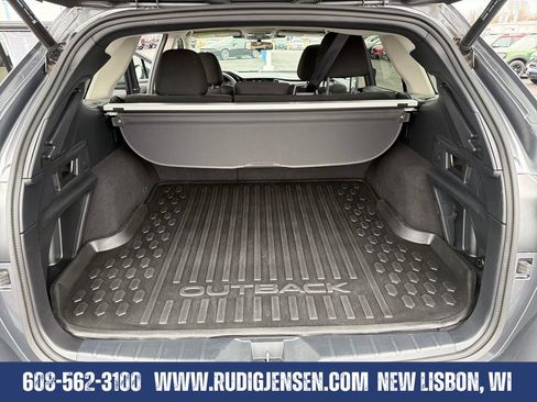 Used 2024 Subaru Outback Premium AWD/4WD image 21