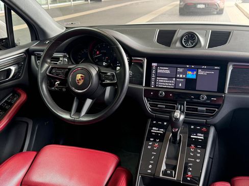 Certified 2024 Porsche Macan GTS AWD/4WD image 15