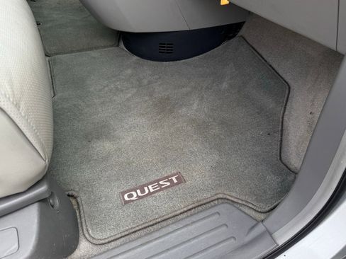 Used 2009 Nissan Quest SE w/ Seat Pkg image 24