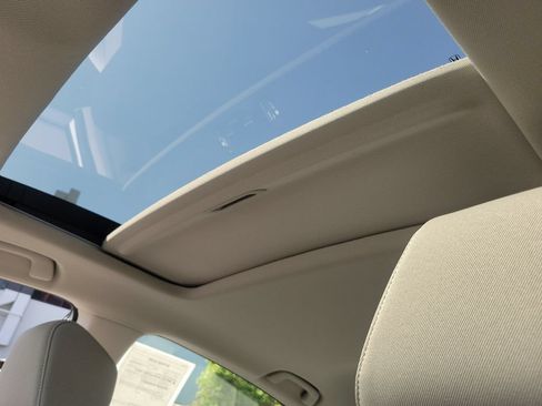 Certified 2023 Honda Accord EX image 30