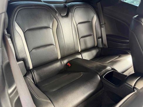 Used 2020 Chevrolet Camaro SS RWD image 13