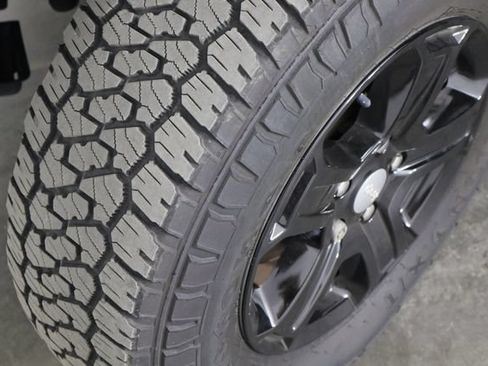 Used 2018 Jeep Wrangler Unlimited Sport S AWD/4WD image 29