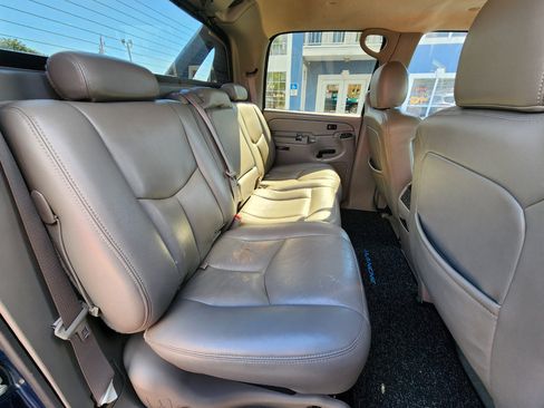 Used 2005 Chevrolet Avalanche Z71 w/ Sun And Sound Package image 20