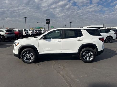 Used 2025 GMC Terrain Elevation image 7