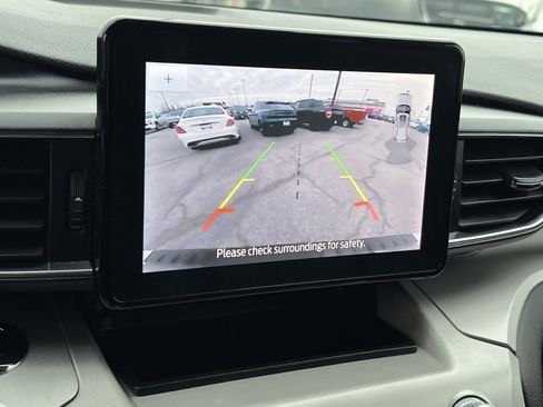 Used 2023 Ford Explorer XLT w/ Equipment Group 202A image 19