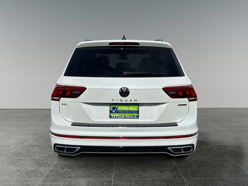 Used 2022 Volkswagen Tiguan SEL R-Line image 6