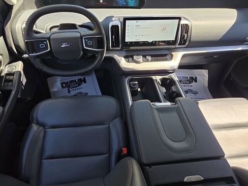 Used 2025 Ford Expedition Max Active image 11