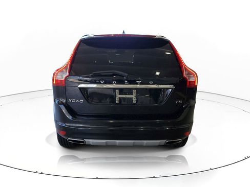 Used 2016 Volvo XC60 T5 Premier w/ Proximity Package FWD image 5