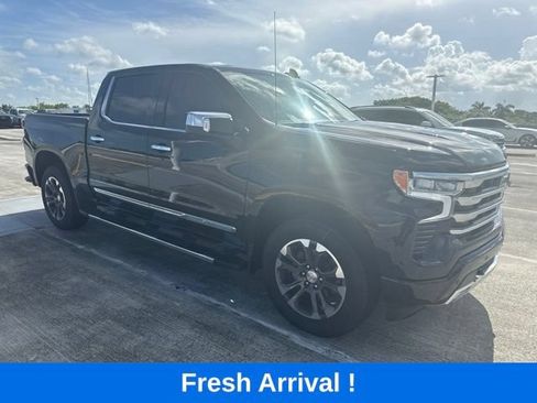 Used 2026 Chevrolet Silverado 1500 High Country w/ Technology Package AWD/4WD image 12
