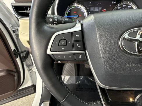 Used 2022 Toyota Highlander Platinum AWD/4WD image 13