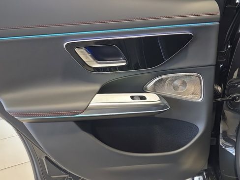 New 2026 Mercedes-Benz E 53 AMG e 4MATIC Sedan image 24