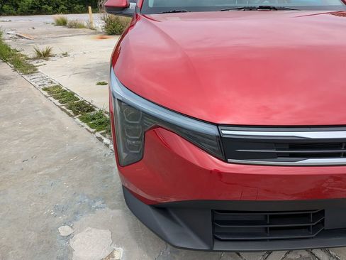 Certified 2025 Kia K4 FWD image 10