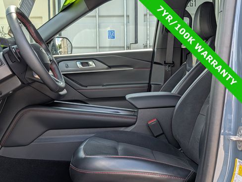 Used 2026 Ford Explorer ST AWD/4WD image 21