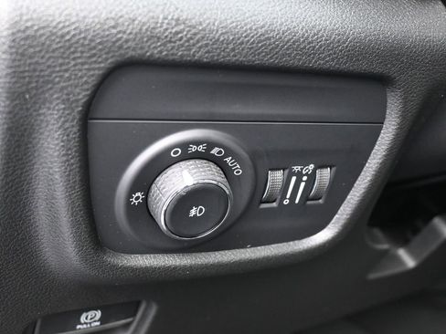New 2026 Jeep Grand Cherokee Limited w/ Limited Altitude Package RWD image 15