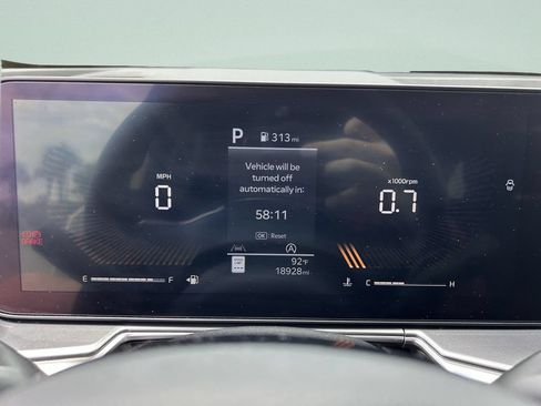 Used 2024 Kia Sorento LX FWD image 31