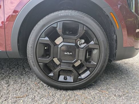 Used 2024 Kia Sorento SX AWD/4WD image 11