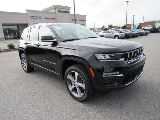Certified 2024 Jeep Grand Cherokee Limited 4xe w/ Luxury Tech Group II AWD/4WD image 1