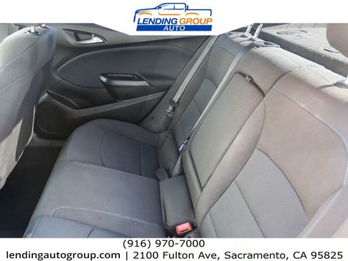 Used 2019 Chevrolet Cruze LT w/ Convenience Package image 16