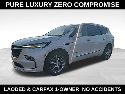 Used 2022 Buick Enclave Avenir w/ Avenir Technology Package AWD/4WD image 2
