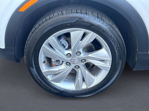 Used 2025 Buick Encore GX Preferred FWD image 9