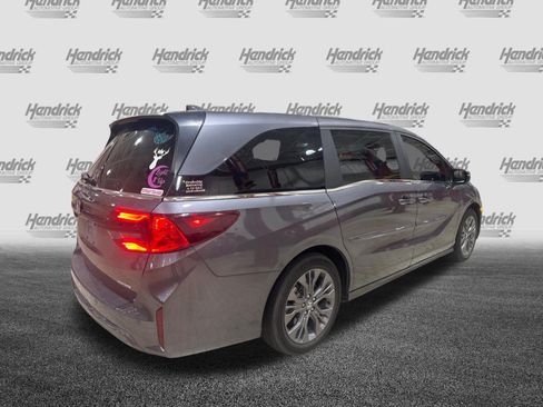 Used 2025 Honda Odyssey Touring image 43