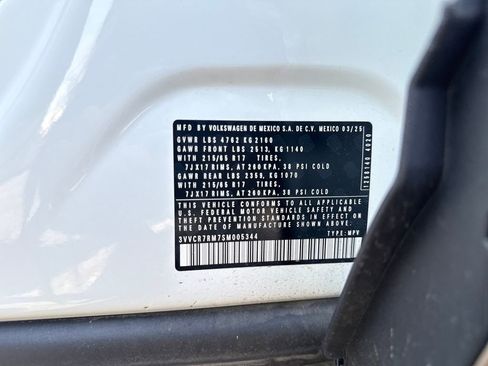 Used 2025 Volkswagen Tiguan S FWD image 31