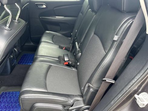 Used 2020 Dodge Journey Crossroad FWD image 21