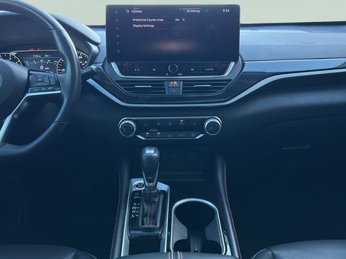 Used 2023 Nissan Altima 2.5 SR w/ SR Premium Package FWD image 24