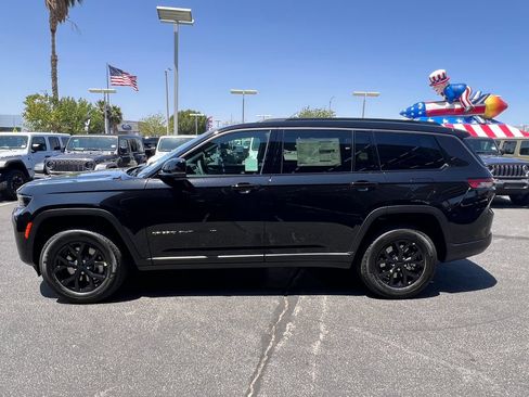 New 2026 Jeep Grand Cherokee L 4WD image 3