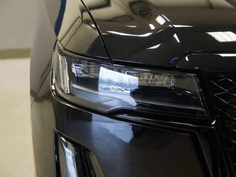 Used 2024 Cadillac Escalade Sport w/ LPO, ONYX Package image 10