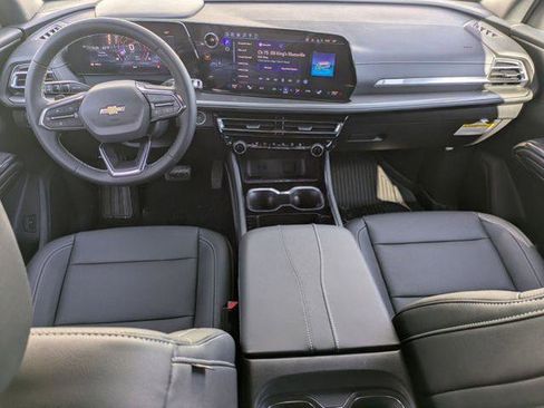 New 2026 Chevrolet Traverse LT w/ Sun and Wheel Package FWD image 23