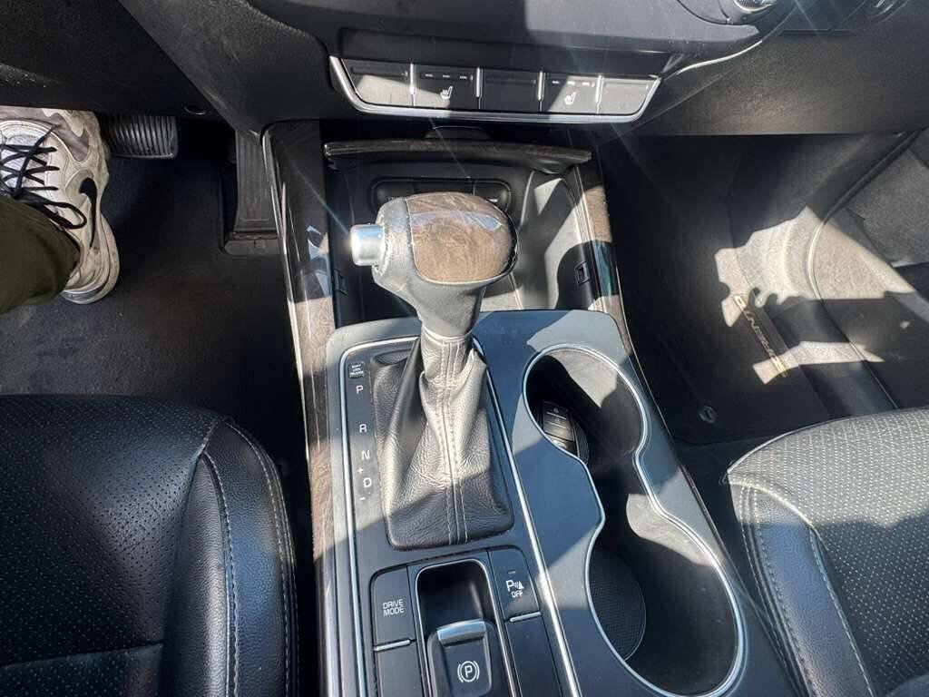 Used 2018 Kia Sorento EX w/ EX Advanced Touring Package FWD image 16