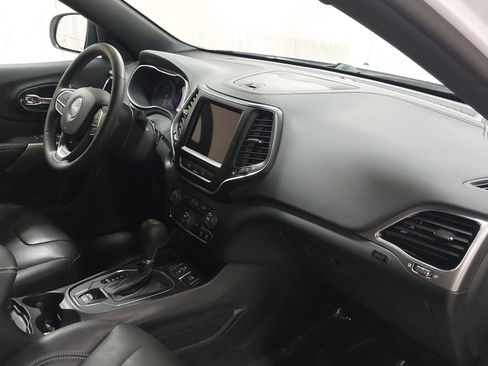Used 2021 Jeep Cherokee Latitude Lux 80th Anniv w/ Quick Order Package 26U 80TH FWD image 28