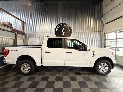 Used 2022 Ford F150 XLT w/ Trailer Tow Package image 6