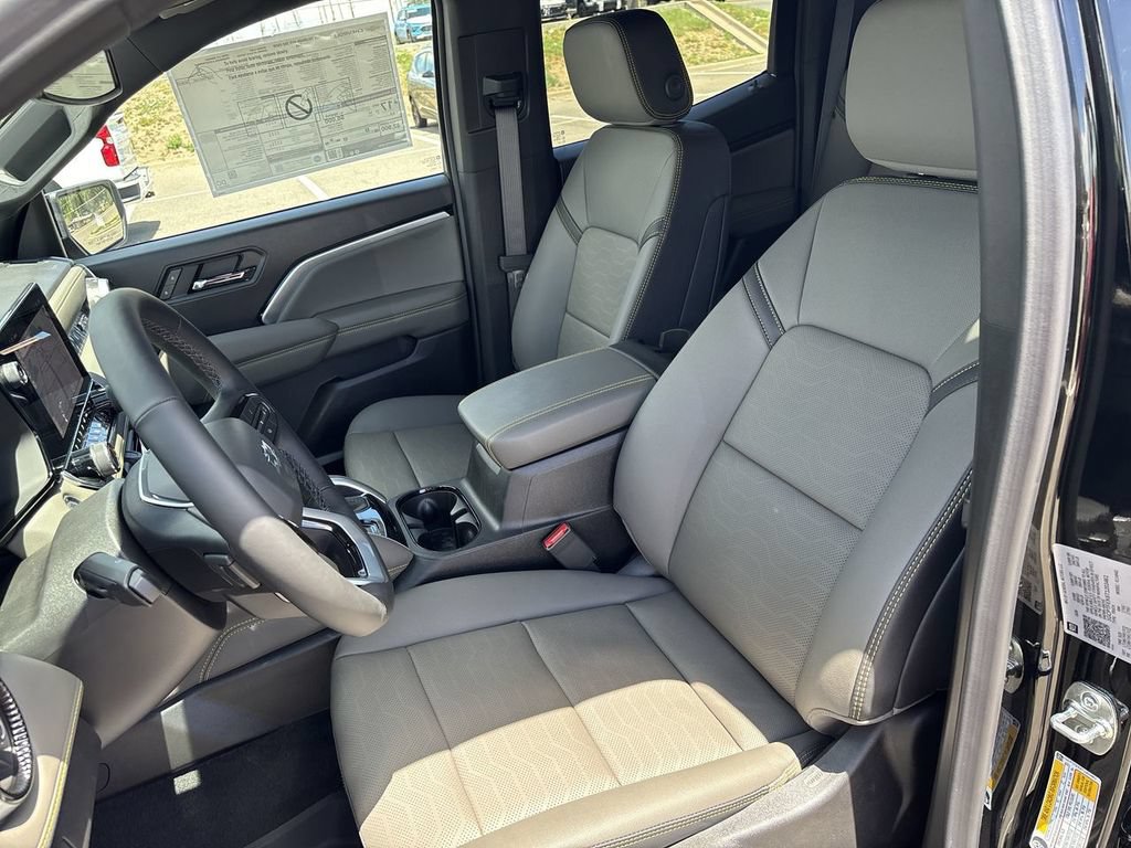New 2026 Chevrolet Colorado ZR2 w/ Midnight Edition AWD/4WD image 20