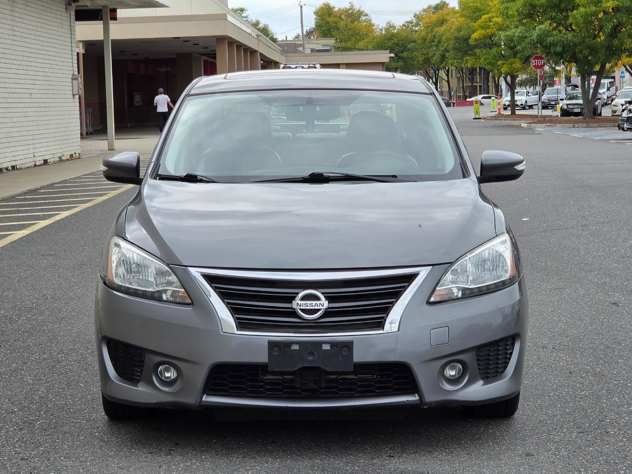 Used 2015 Nissan Sentra SR w/ SR Premium Package FWD image 2