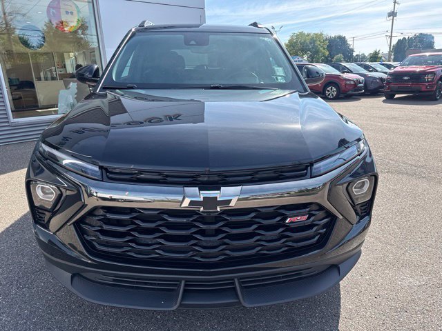 Used 2025 Chevrolet TrailBlazer RS w/ Convenience Package AWD/4WD image 3
