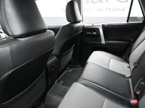 Used 2019 Toyota 4Runner SR5 Premium AWD/4WD image 24