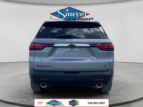 Used 2023 Chevrolet Traverse LT w/ LPO, Floor Liner Package AWD/4WD image 4
