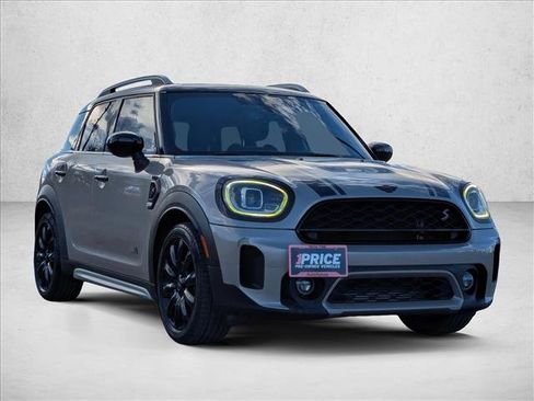 Used 2022 MINI Cooper Countryman S w/ Premium Package AWD/4WD image 3