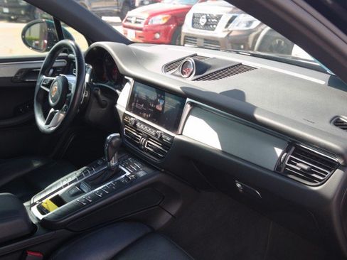 Used 2020 Porsche Macan S AWD/4WD image 36