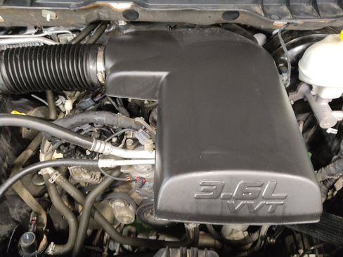 Used 2015 RAM 1500 Tradesman w/ Popular Equipment Group RWD image 30